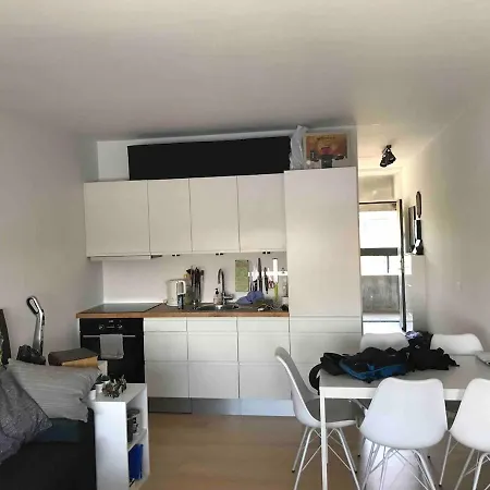 Apartment Small But Cozy 1 Bedroom With Living