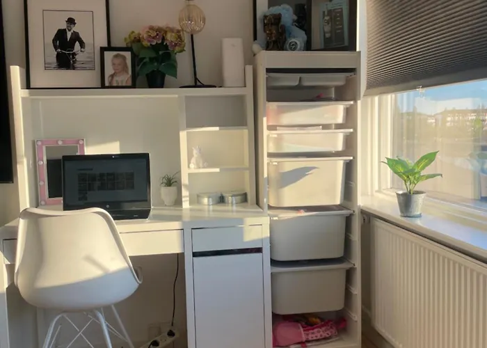 Apartment Small But Cozy 1 Bedroom With Living